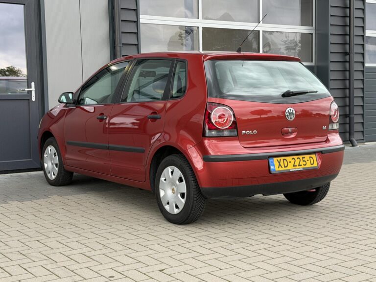 Foto van Volkswagen Polo 1.4-16V Trendline