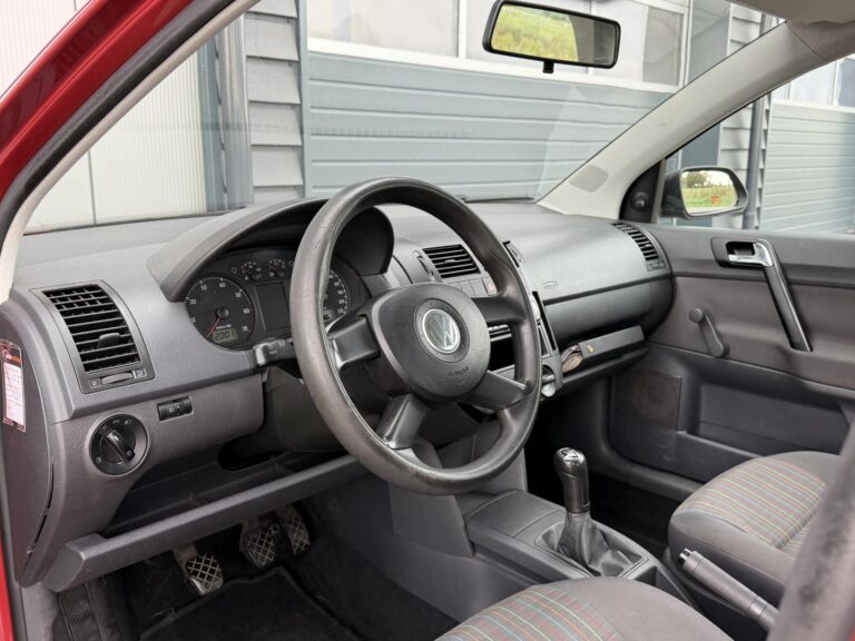 Foto van Volkswagen Polo 1.4-16V Trendline
