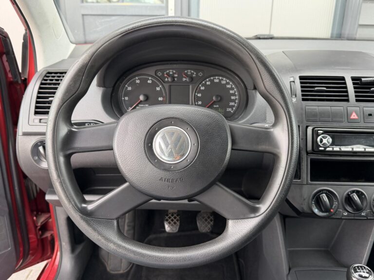 Foto van Volkswagen Polo 1.4-16V Trendline